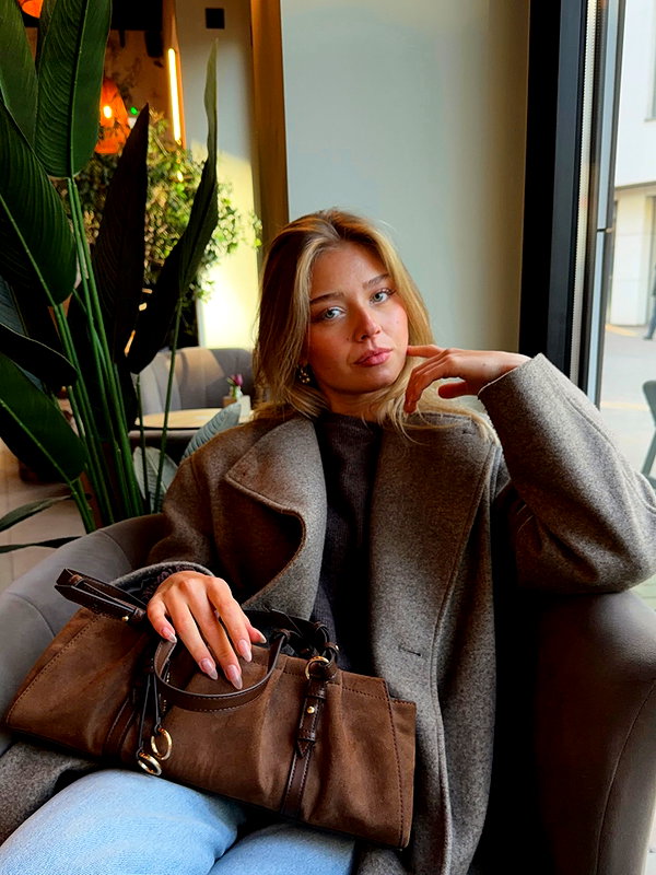 danamrts instagram image archive image