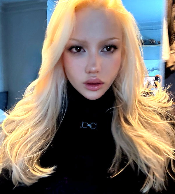 aseynat0r instagram image archive image
