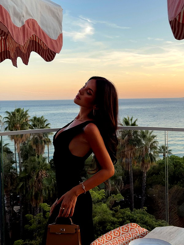 zoeliss instagram image archive image