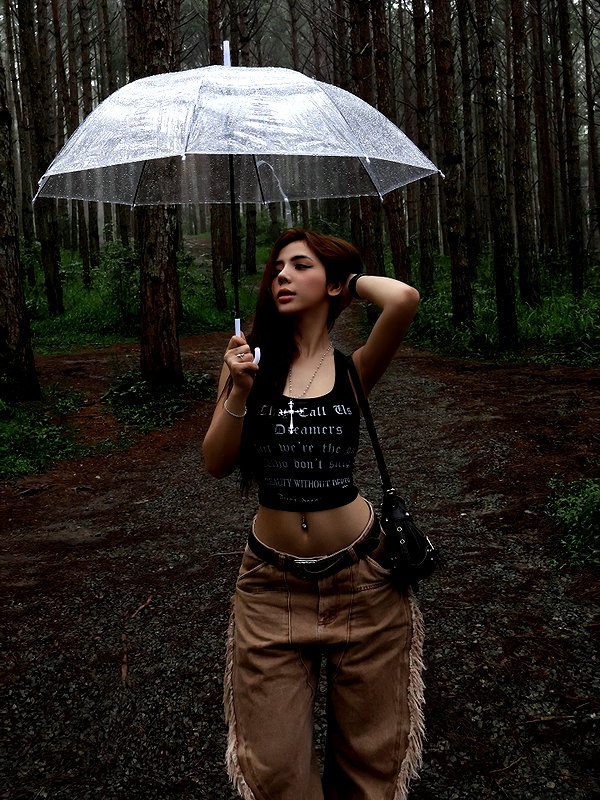 lyhythuedoxinh instagram image archive image