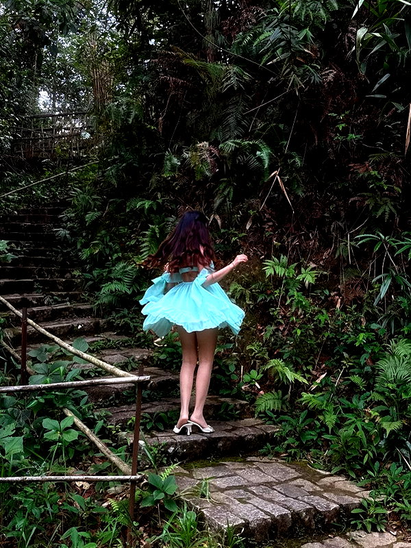 lyhythuedoxinh instagram image archive image