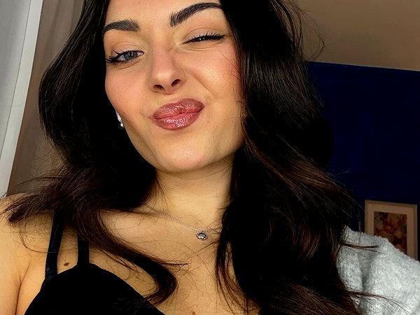 annabottoo instagram image archive image