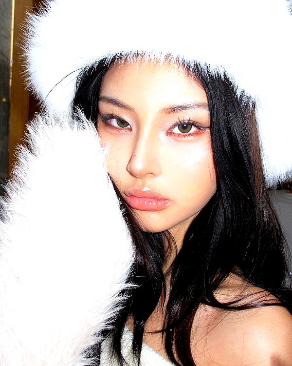 ll.lu1s instagram image archive image
