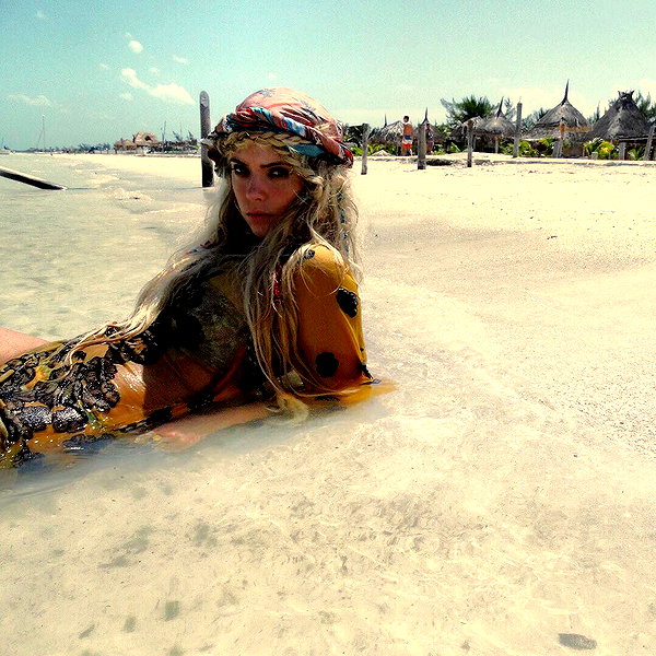 ashleybenson instagram image archive image