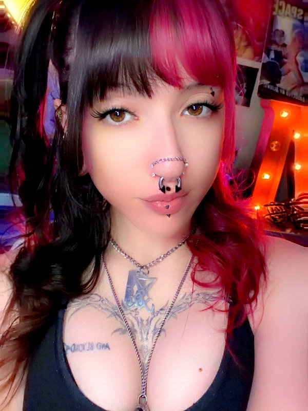 luucifina instagram image archive image