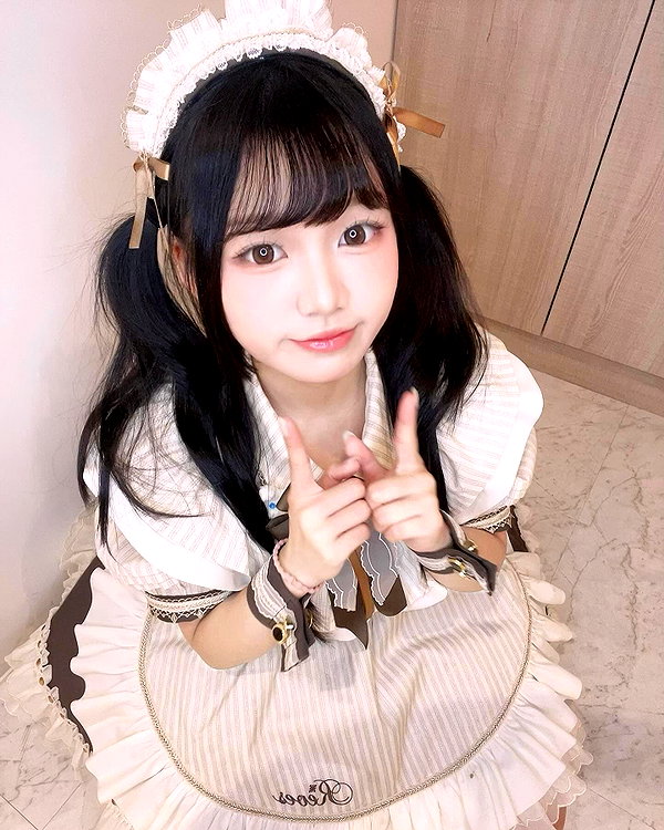 150_aiko instagram image archive image