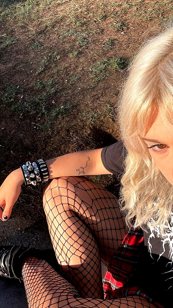 d3ad.doll instagram image archive image