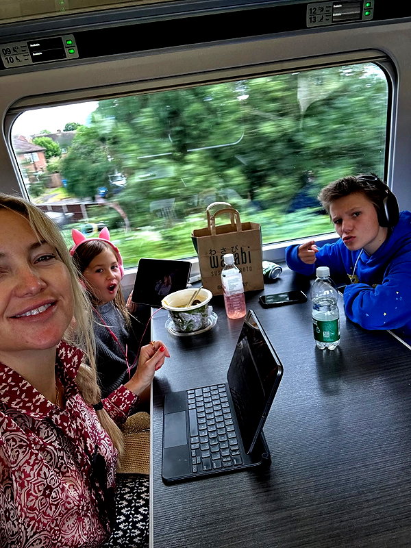 katehudson instagram image archive image