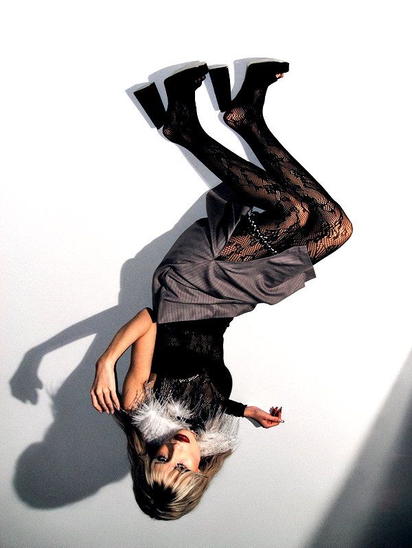 kkwwwv instagram image archive image