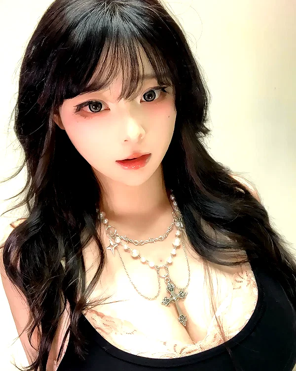 yingyinng_ instagram image archive image