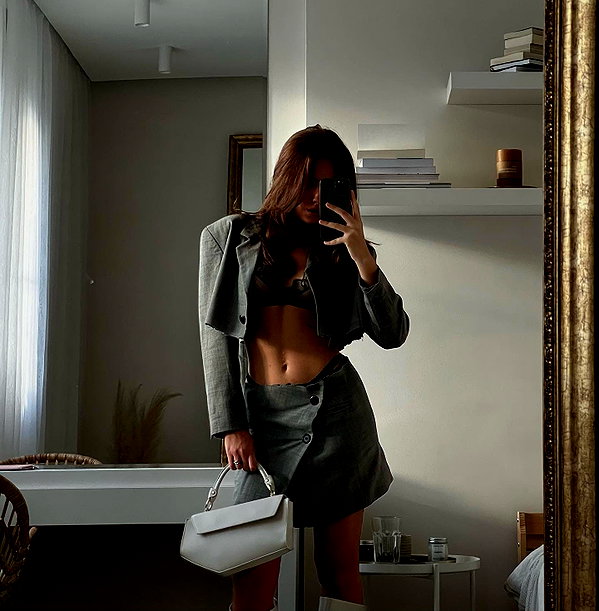 veroni22ka instagram image archive image