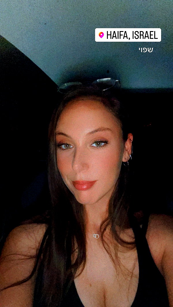 elika_shev instagram image archive image