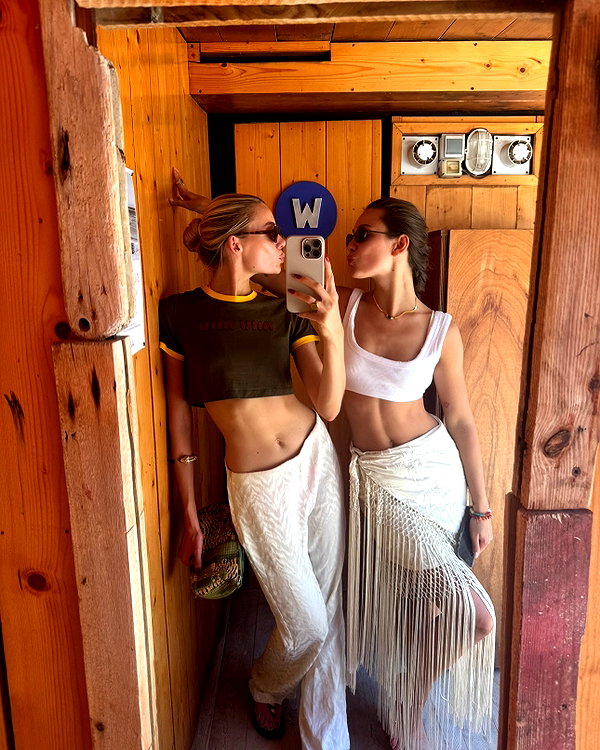 ninastodden instagram image archive image