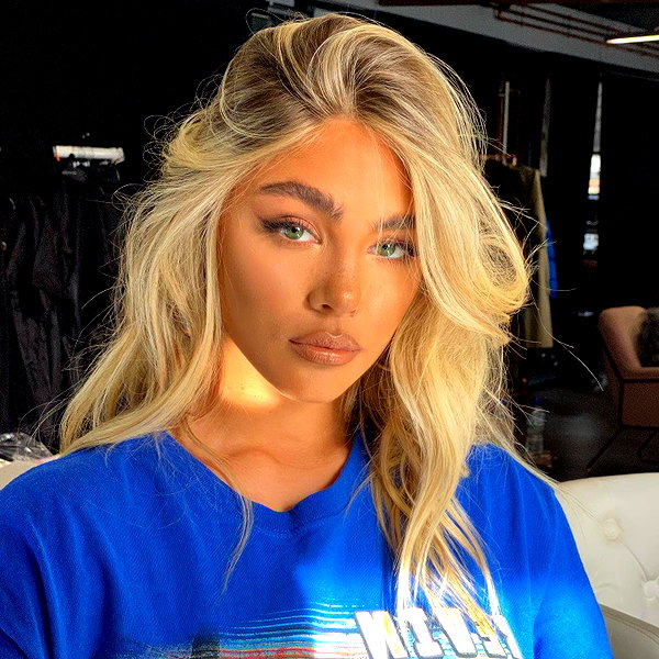 maya.keyy instagram image archive image
