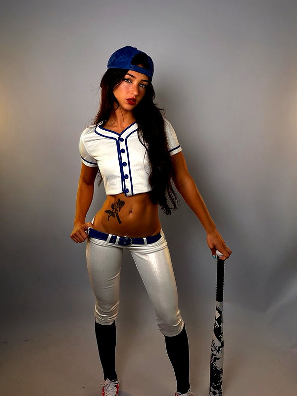 daniellebarnaa instagram image archive image