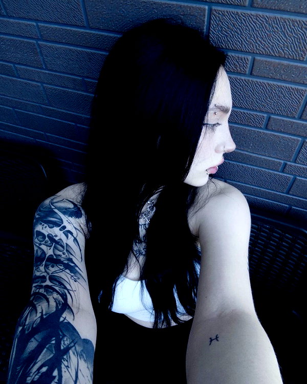kriskaik instagram image archive image