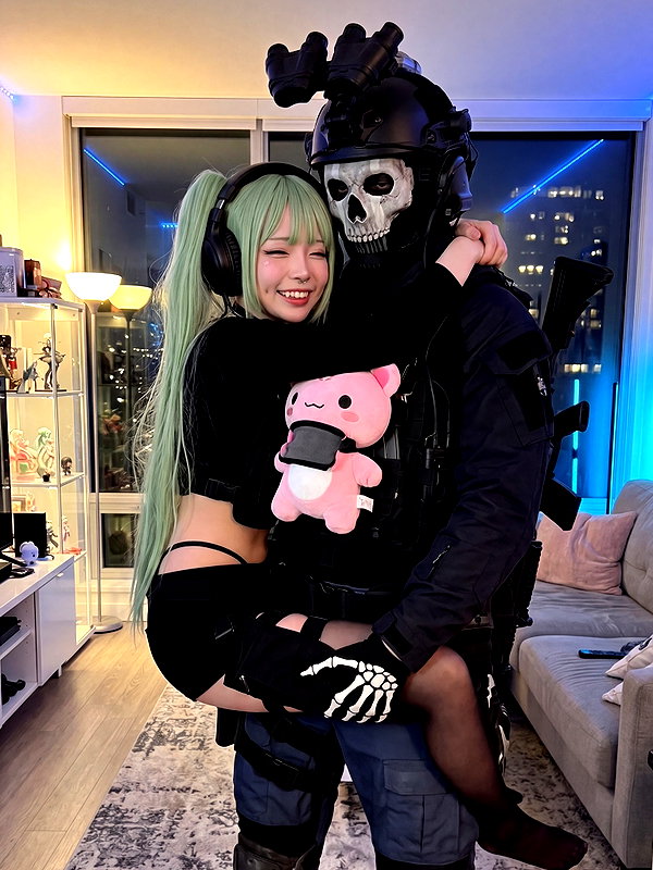 waifufaee instagram image archive image