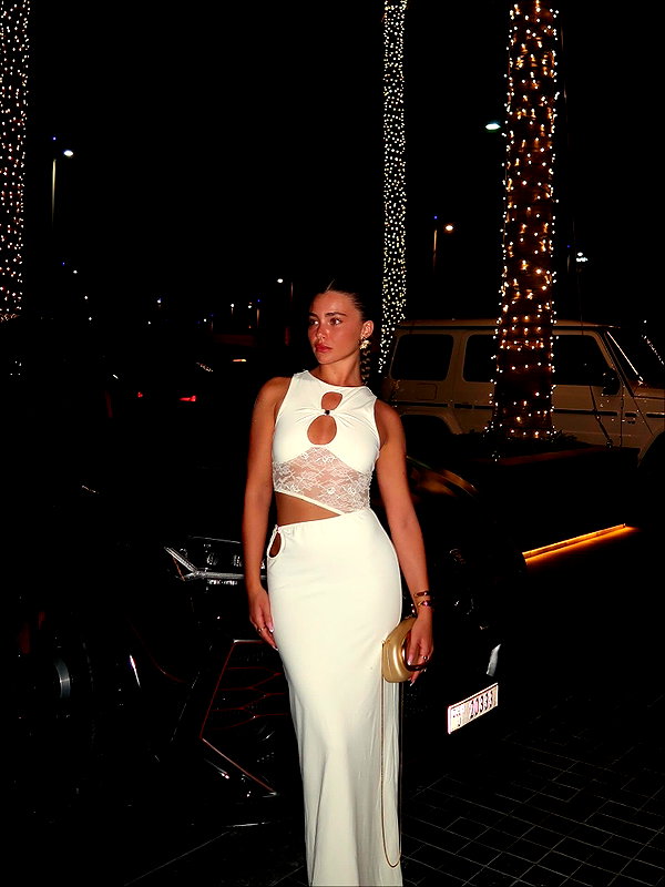daniella_zeldis instagram image archive image