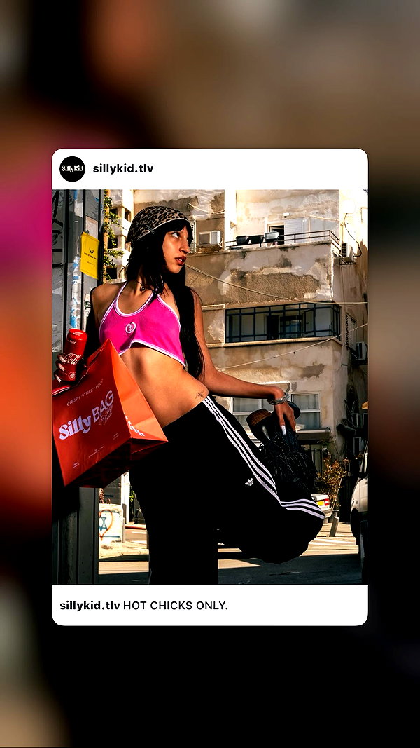 Archived image from @ninamaorx on Instagram