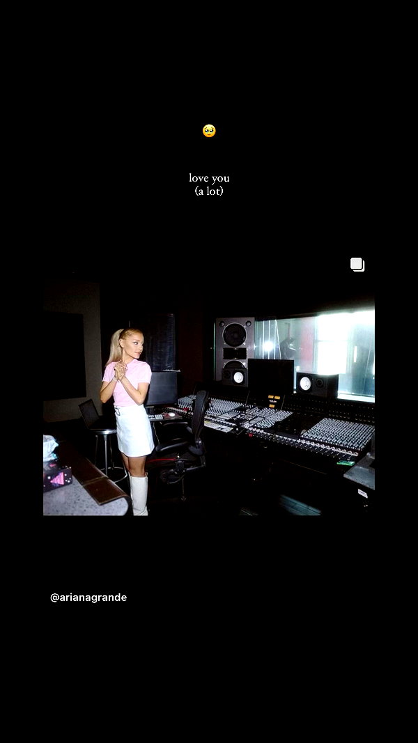 arianagrande instagram image archive image