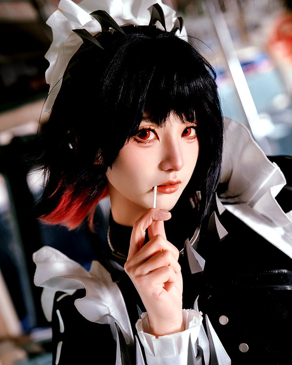 miee_cos instagram image archive image