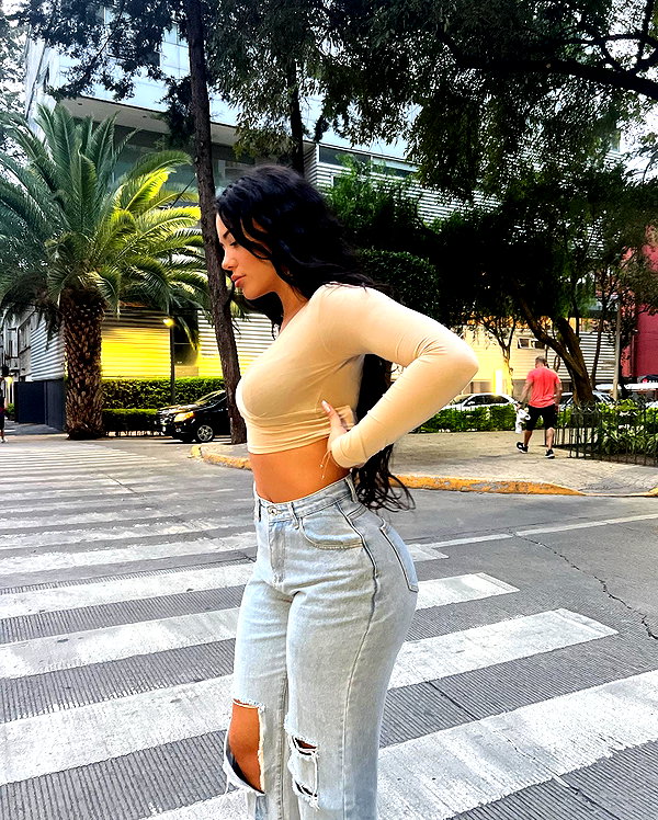 vanessa.rhd instagram image archive image