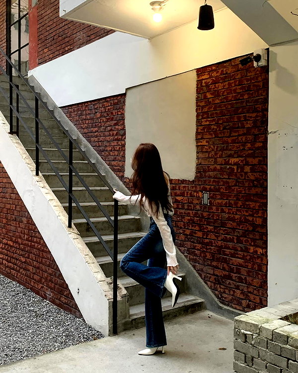 daxbin instagram image archive image