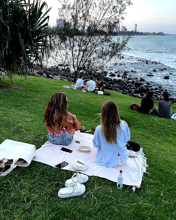 oliviaphillipps instagram image archive image