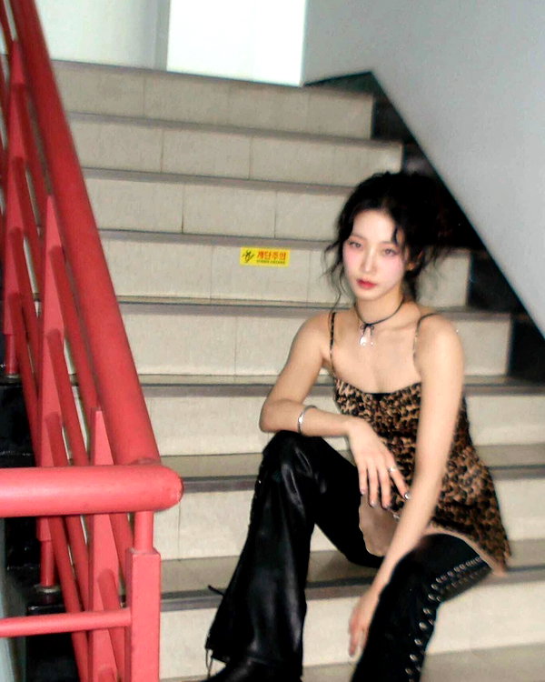 zuhazana instagram image archive image