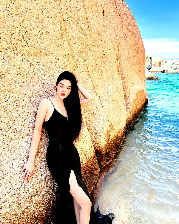 lyhythuedoxinh instagram image archive image