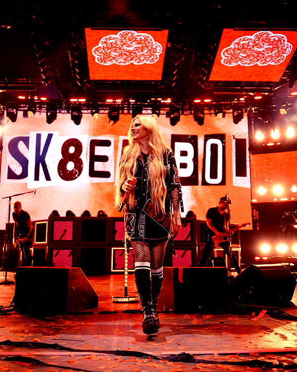 avrillavigne instagram image archive image