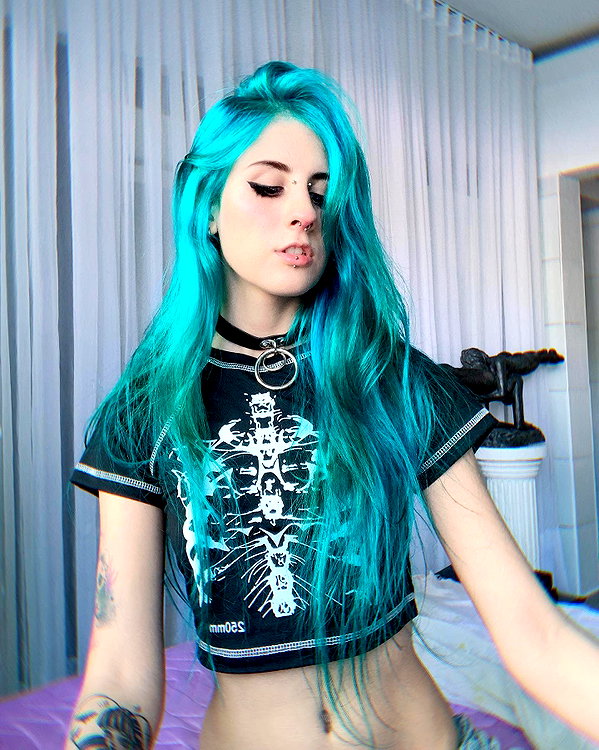 jadelaverne instagram image archive image
