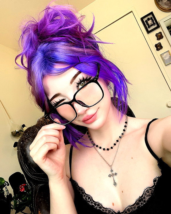 danielle.mercedie instagram image archive image