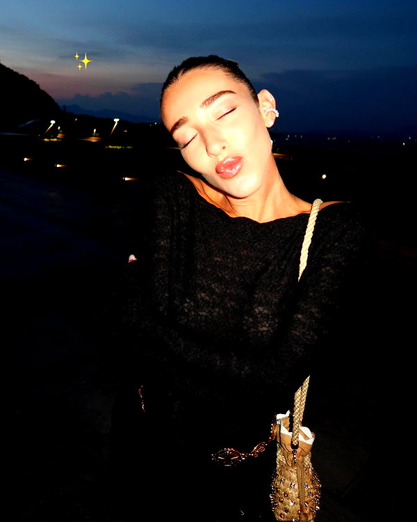 annezivi instagram image archive image