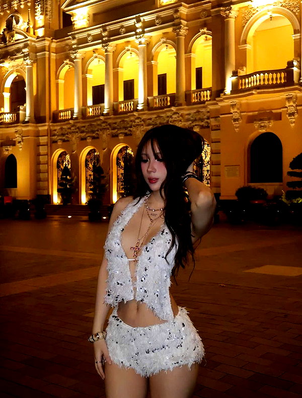 lyhythuedoxinh instagram image archive image