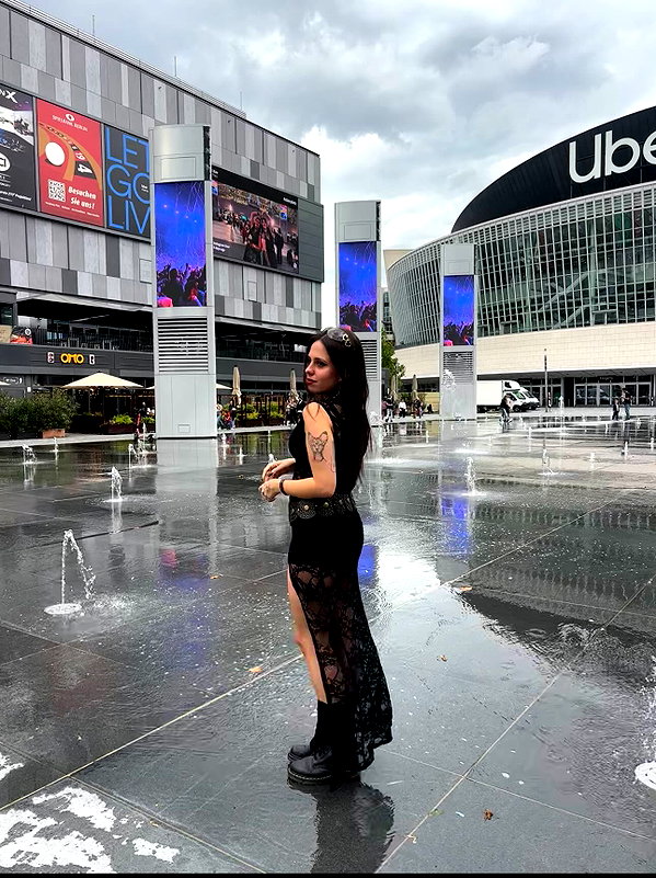 nicole.shpo instagram image archive image