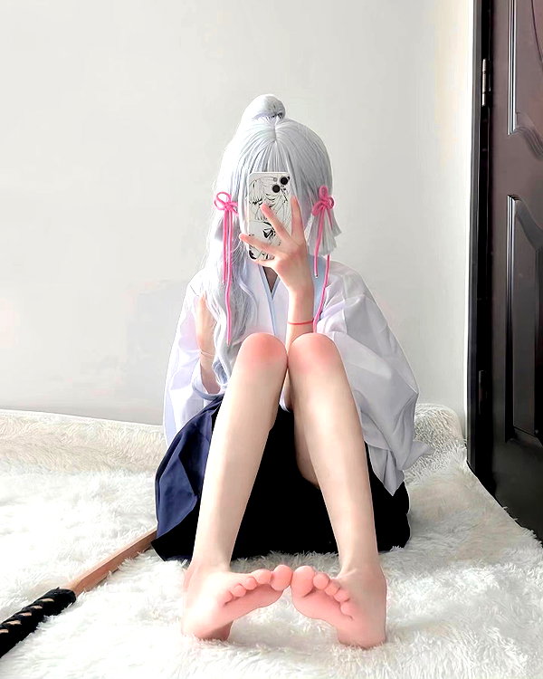 gallery_cosplayer instagram image archive image