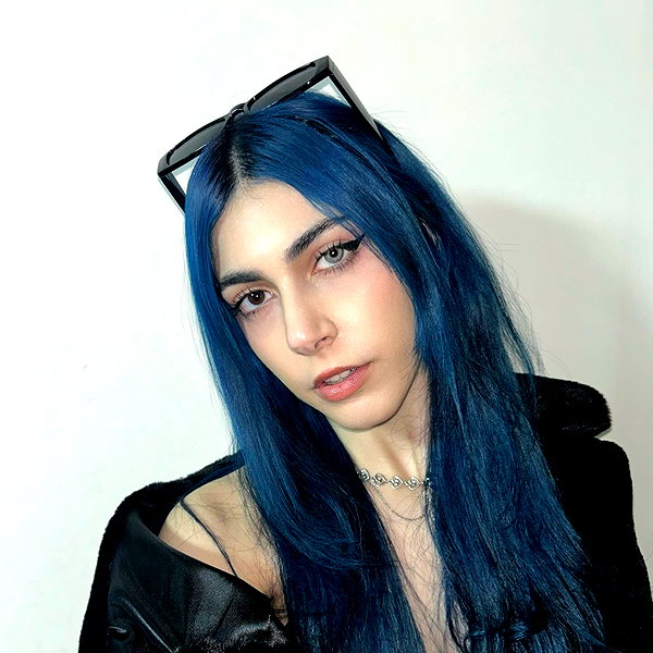 ayash.hila instagram image archive image