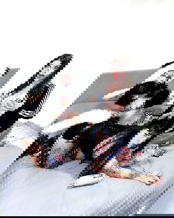 naia_gg naia_gg archive image