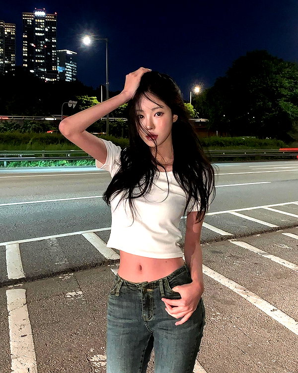 daxbin instagram image archive image