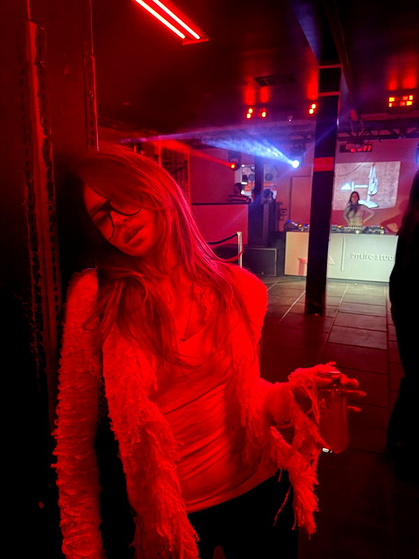 renatarrii instagram image archive image