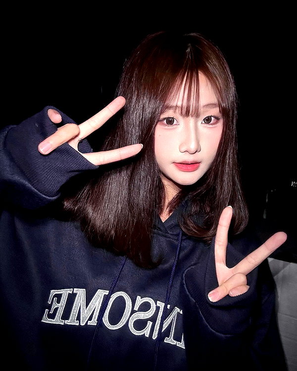 lai_931201 instagram image archive image
