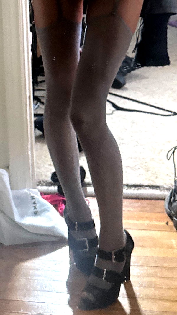 leonanaomii instagram image archive image