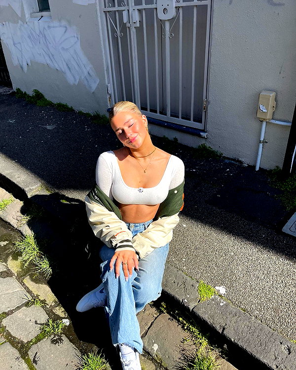sophadophaa_ instagram image archive image