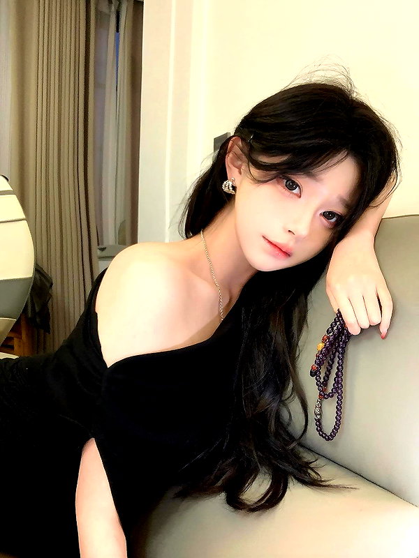 yingyinng_ instagram image archive image