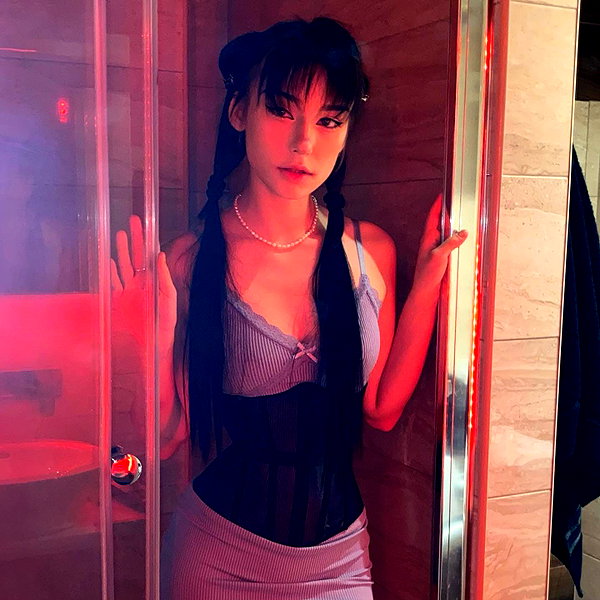 eva.mosevichhh instagram image archive image
