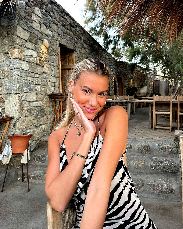sophiebatzloff instagram image archive image