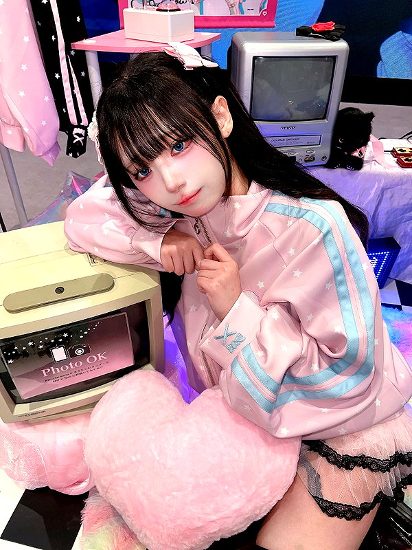 purinn_cos instagram image archive image
