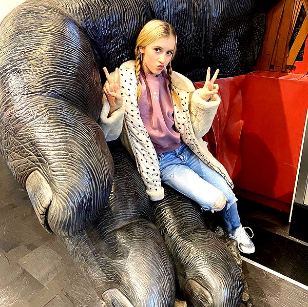 ellianawalmsley instagram image archive image