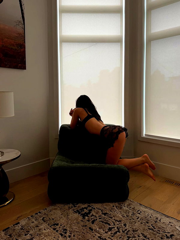 laurenhamden instagram image archive image